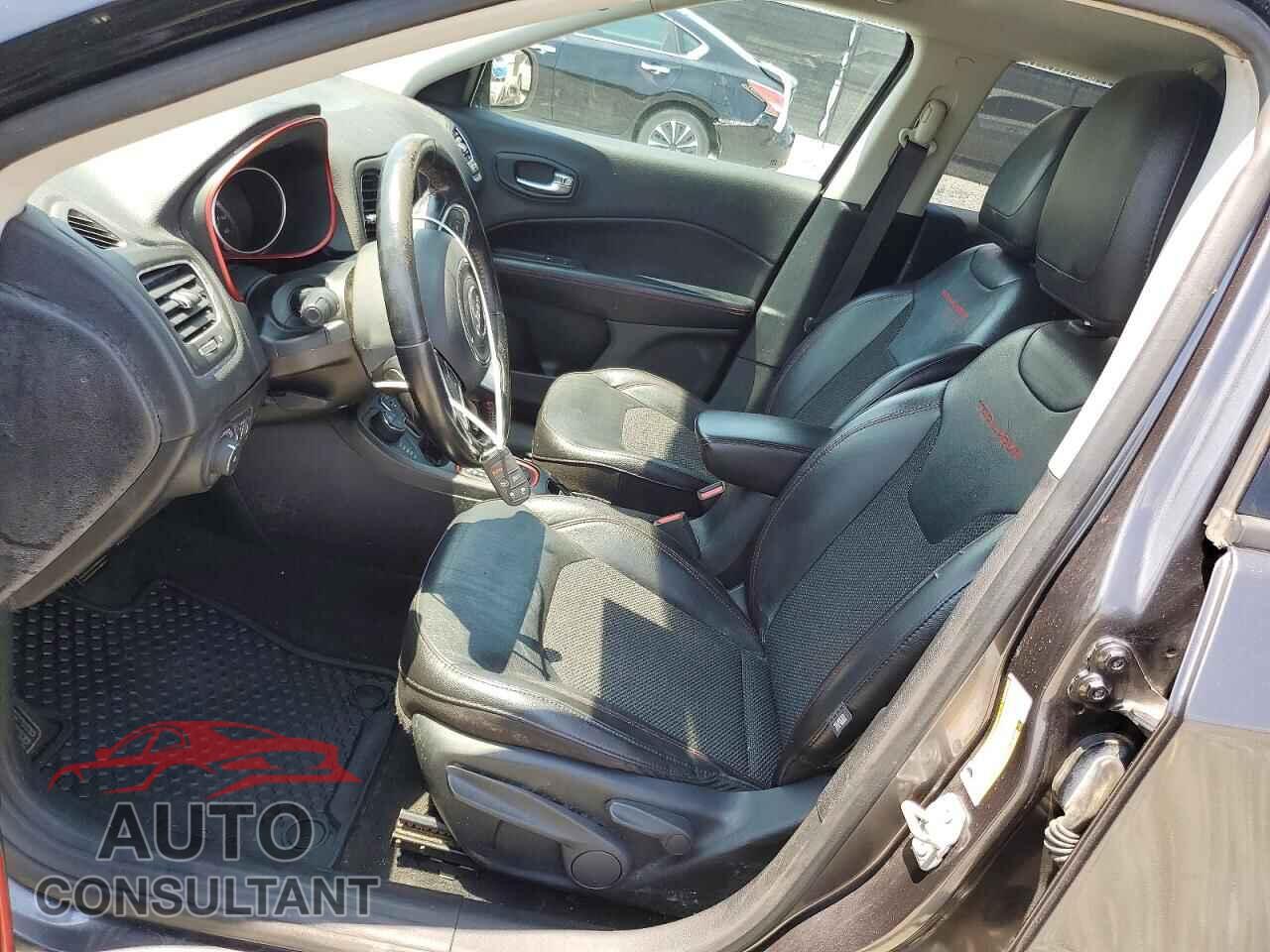 JEEP COMPASS 2020 - 3C4NJDDBXLT122233