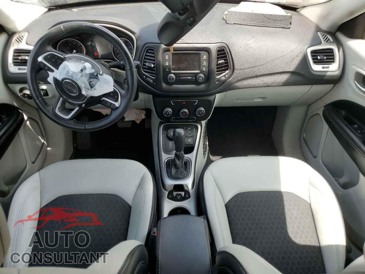 JEEP COMPASS 2017 - 3C4NJDBB0HT616661