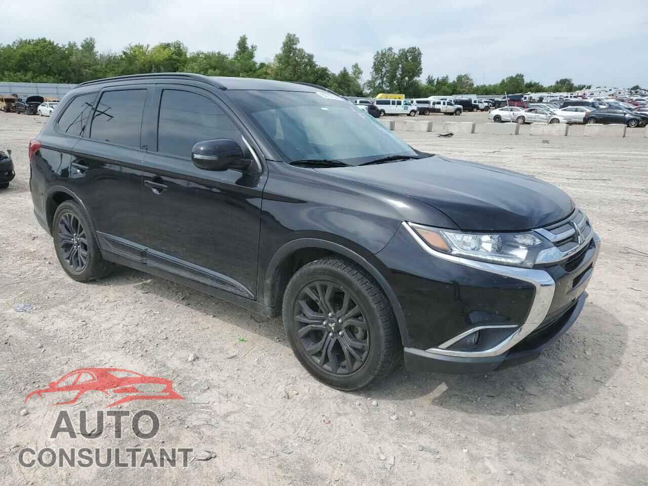 MITSUBISHI OUTLANDER 2018 - JA4AD3A3XJZ022145