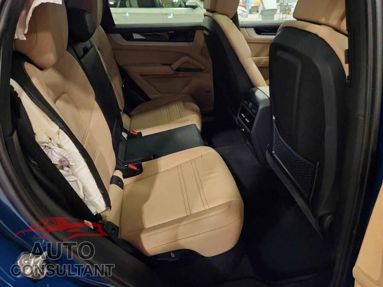PORSCHE CAYENNE 2024 - WP1BA2AY0RDA54635