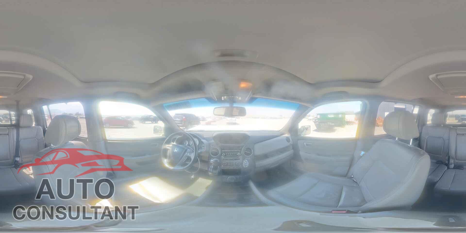HONDA PILOT 2015 - 5FNYF4H95FB010254