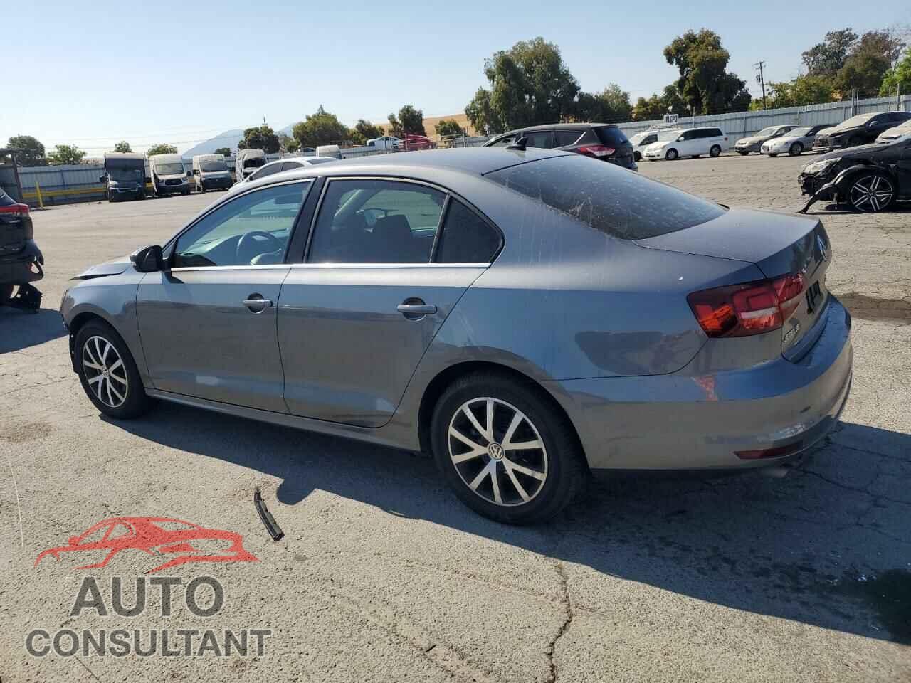 VOLKSWAGEN JETTA 2017 - 3VWDB7AJ4HM372569