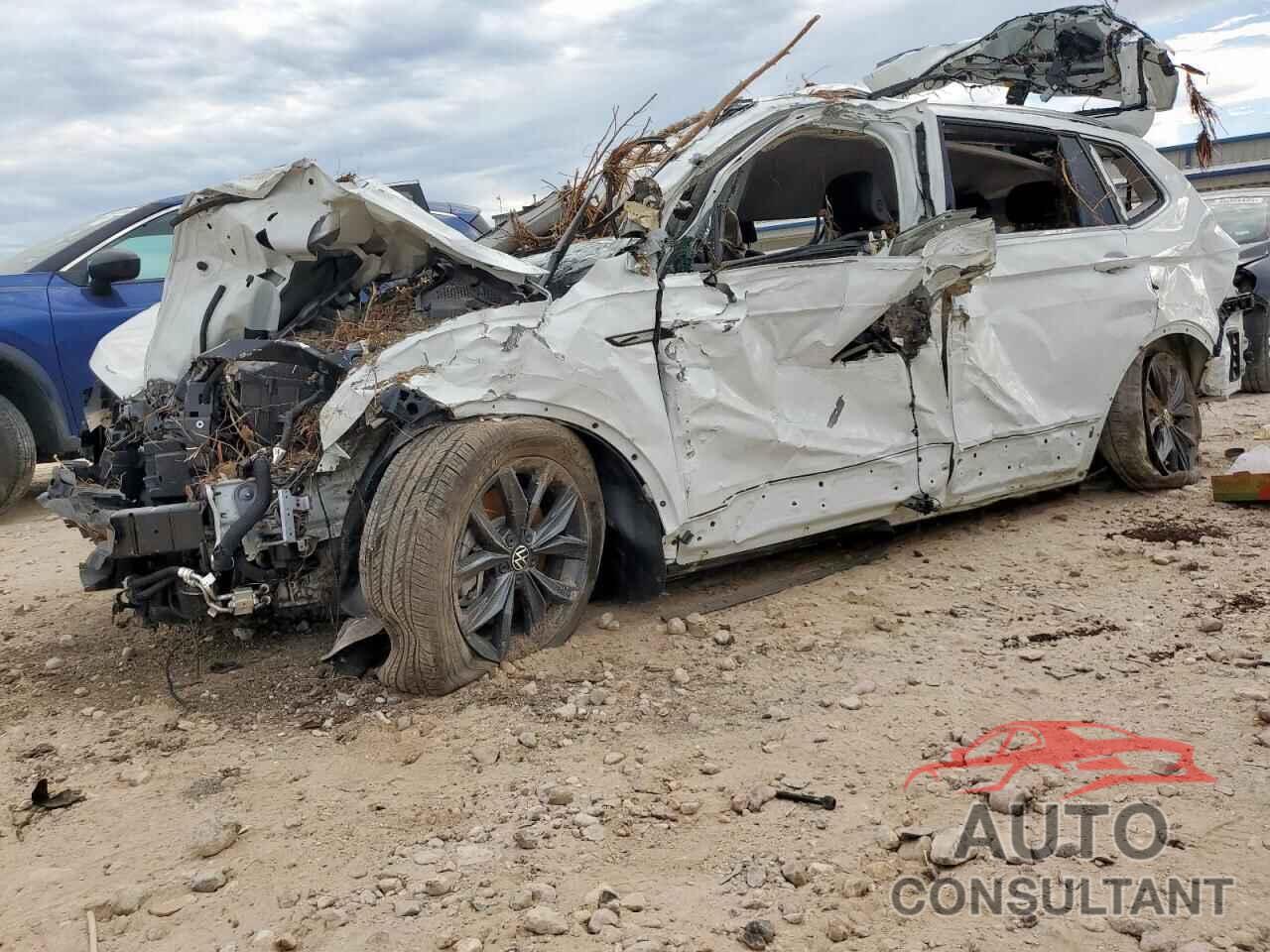 VOLKSWAGEN TIGUAN 2024 - 3VV3B7AX6RM065295