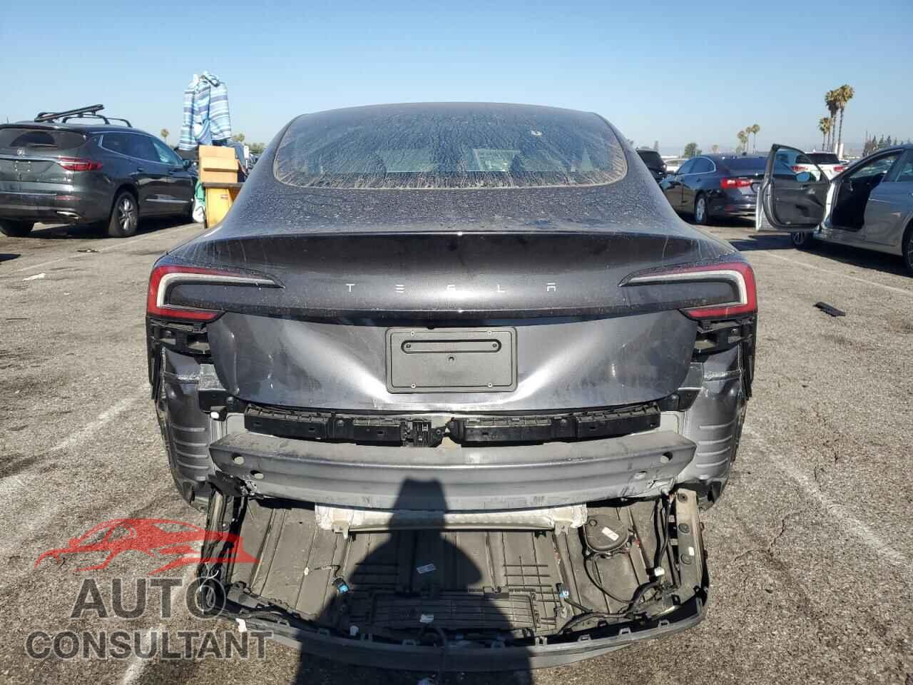 TESLA MODEL 3 2024 - 5YJ3E1EA3RF821825