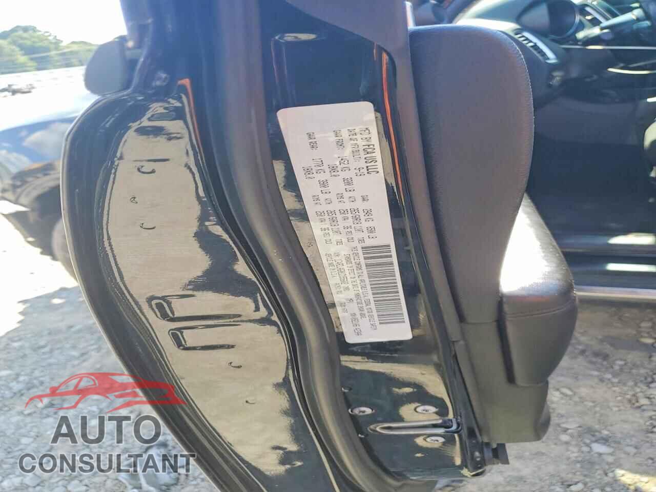DODGE DURANGO 2020 - 1C4RDJAG0LC155602