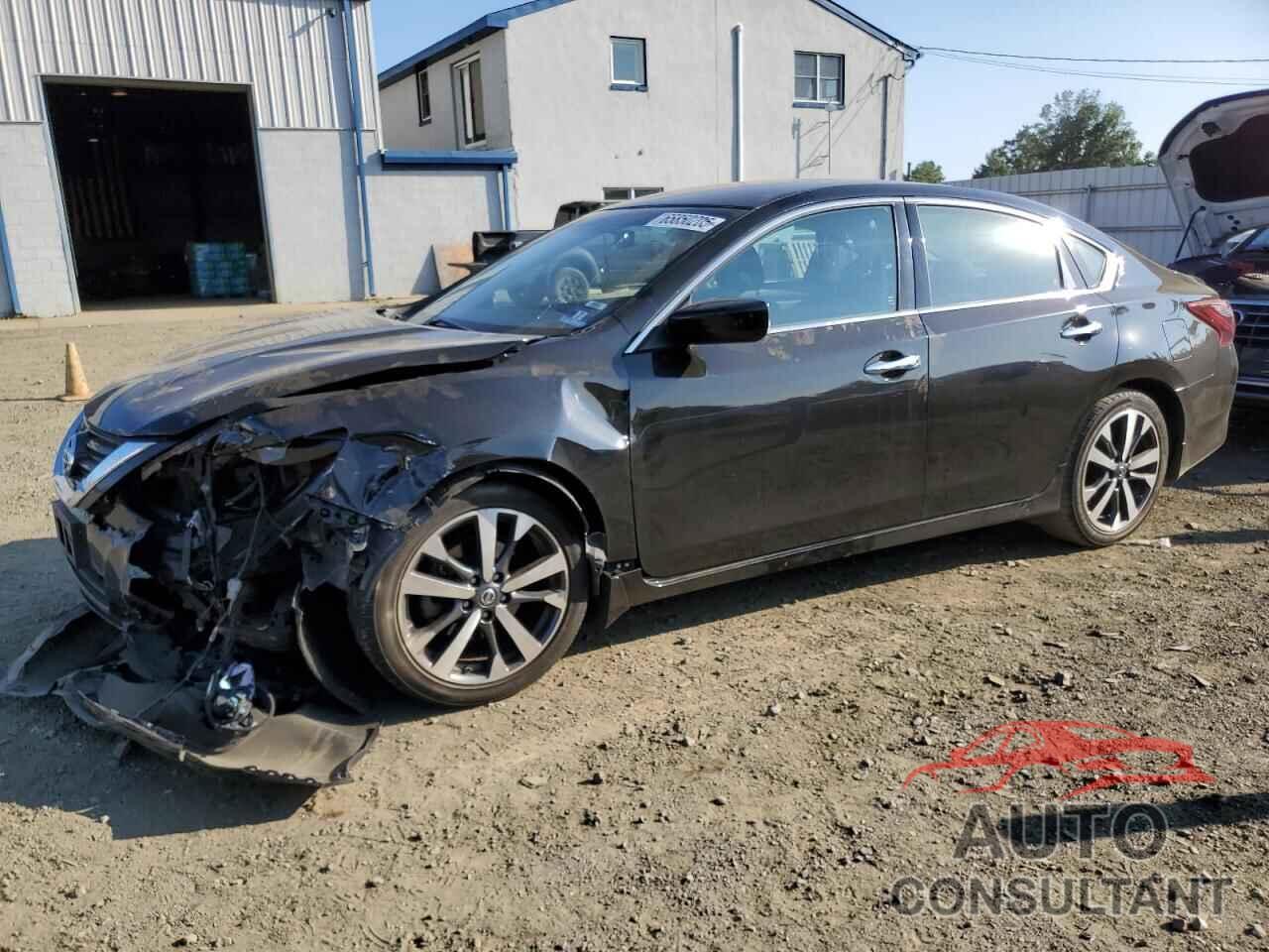 NISSAN ALTIMA 2017 - 1N4AL3AP4HC261995