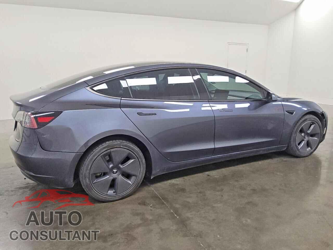 TESLA MODEL 3 2023 - 5YJ3E1EA1PF696868