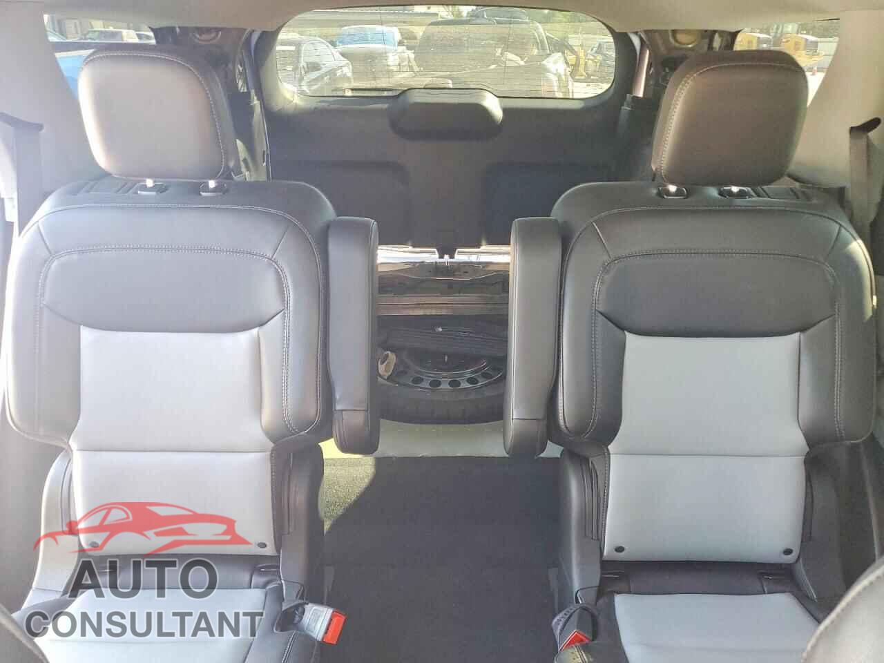FORD EXPLORER 2023 - 1FMSK7DH0PGB77866