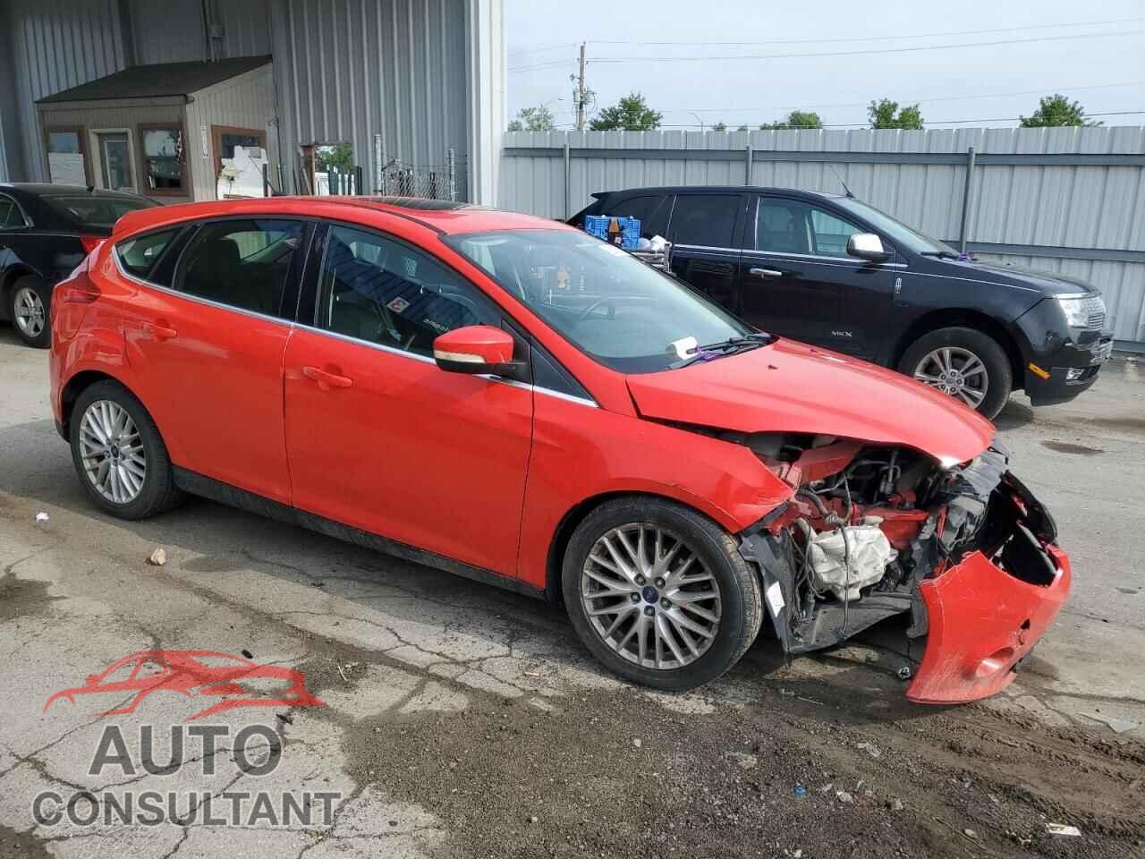 FORD FOCUS 2012 - 1FAHP3M24CL338960