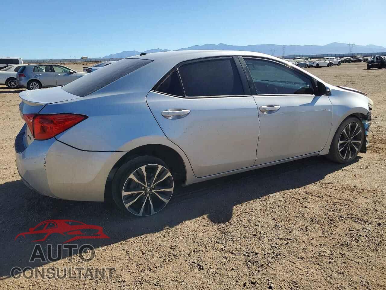 TOYOTA COROLLA 2017 - 5YFBURHEXHP606330