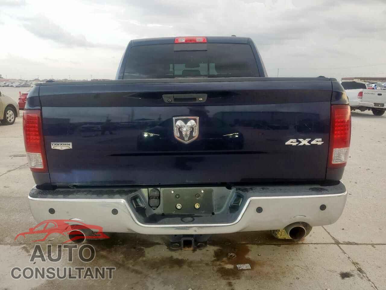 DODGE RAM 1500 2012 - 1C6RD7NT0CS188364