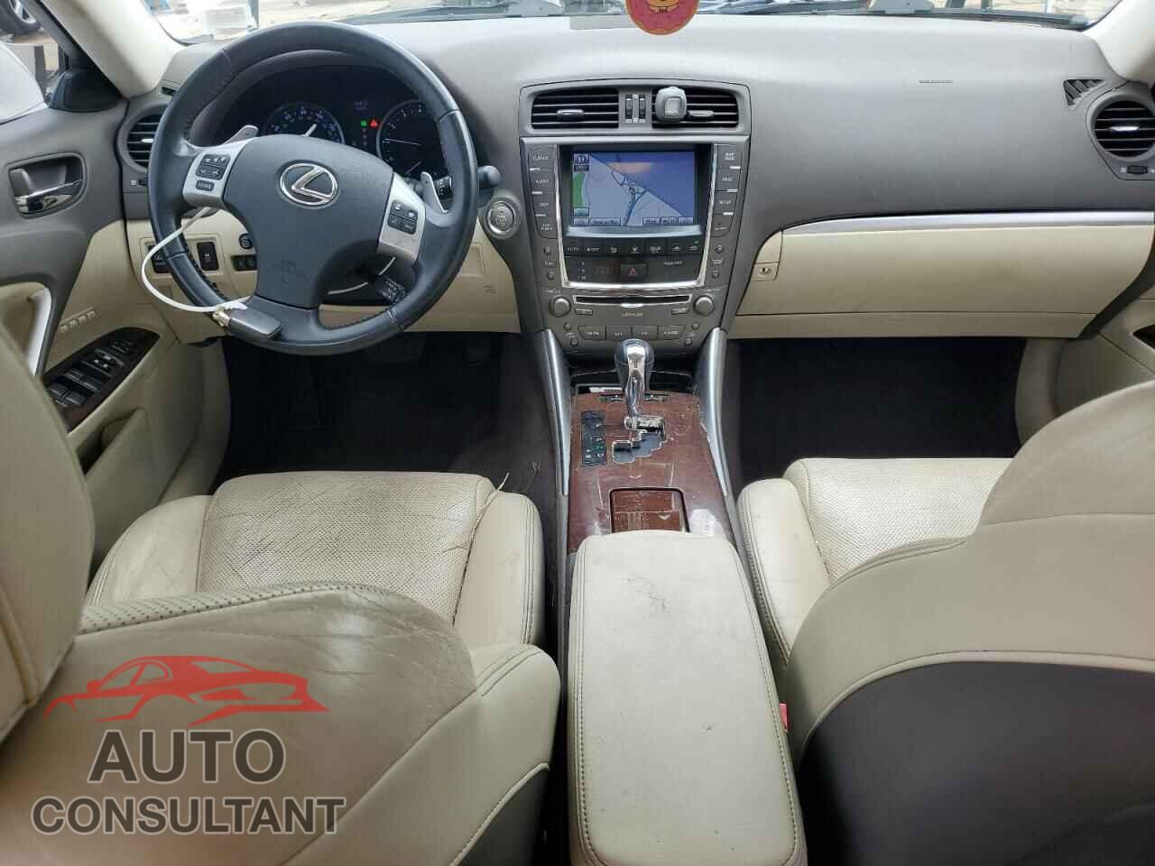 LEXUS IS 2012 - JTHCF5C27C5057047