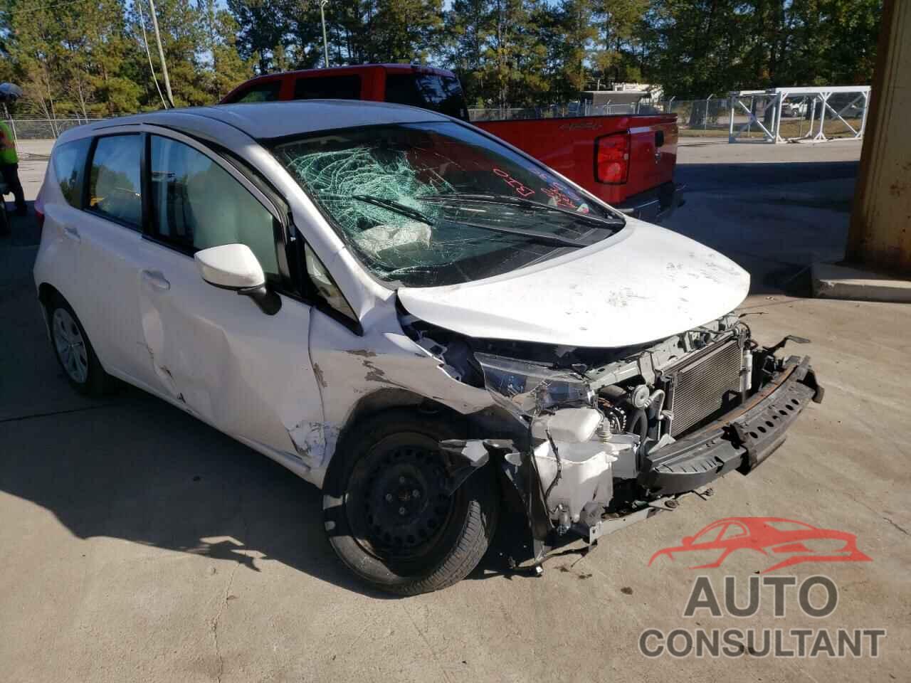 NISSAN VERSA 2018 - 3N1CE2CPXJL359592