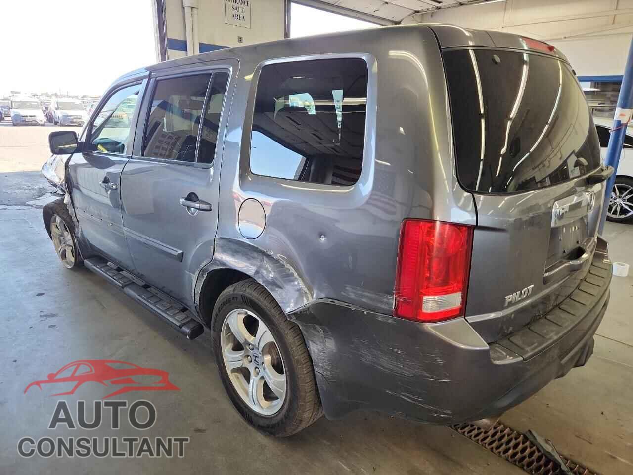 HONDA PILOT 2014 - 5FNYF4H51EB045109