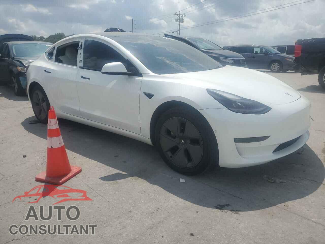TESLA MODEL 3 2021 - 5YJ3E1EB2MF092007