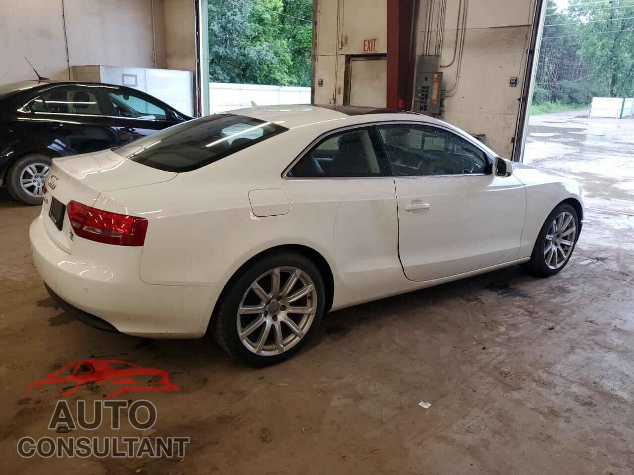 AUDI A5 2011 - WAULFAFR1BA078143
