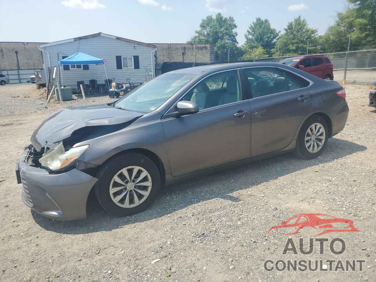 TOYOTA CAMRY 2016 - 4T4BF1FK1GR542718