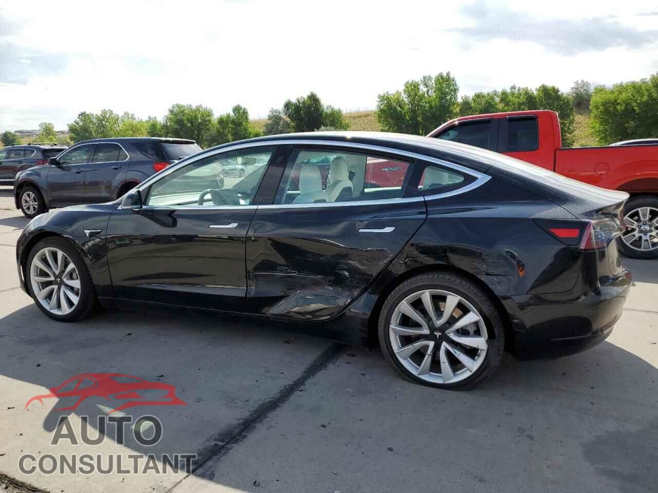 TESLA MODEL 3 2018 - 5YJ3E1EB3JF116133