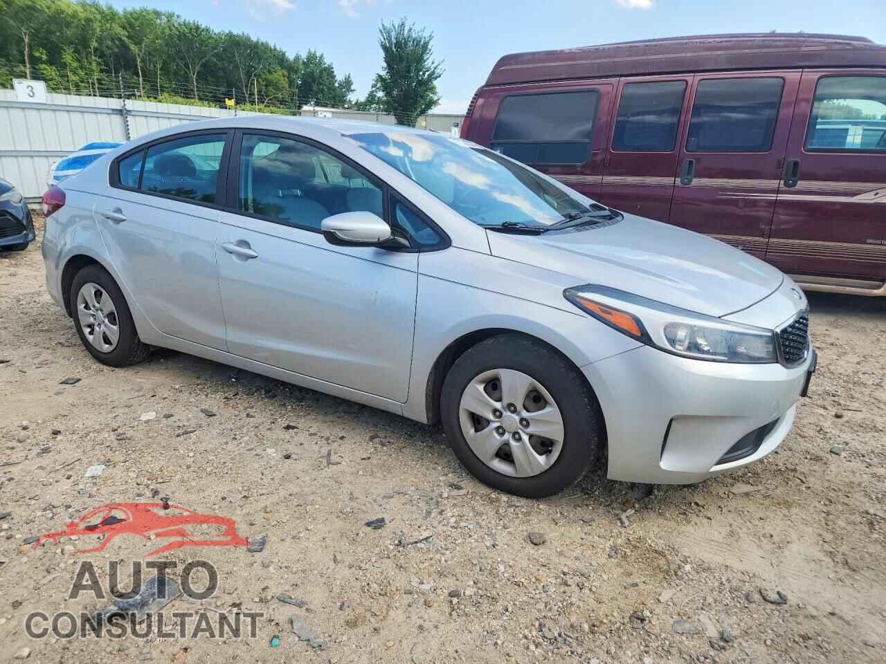 KIA FORTE 2017 - 3KPFL4A71HE052504