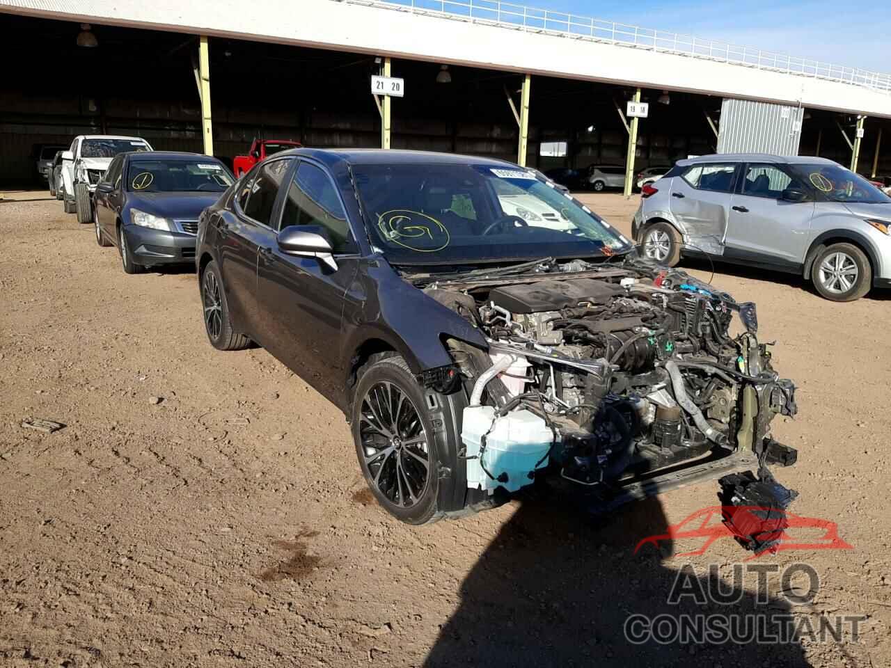 TOYOTA CAMRY 2019 - 4T1B11HK1KU782608