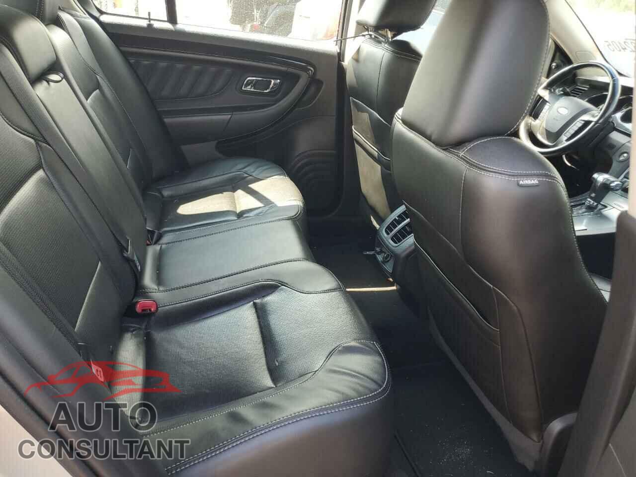 FORD TAURUS 2010 - 1FAHP2FW6AG141224