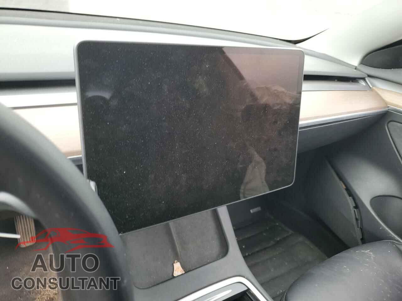 TESLA MODEL 3 2023 - 5YJ3E1EA3PF403438
