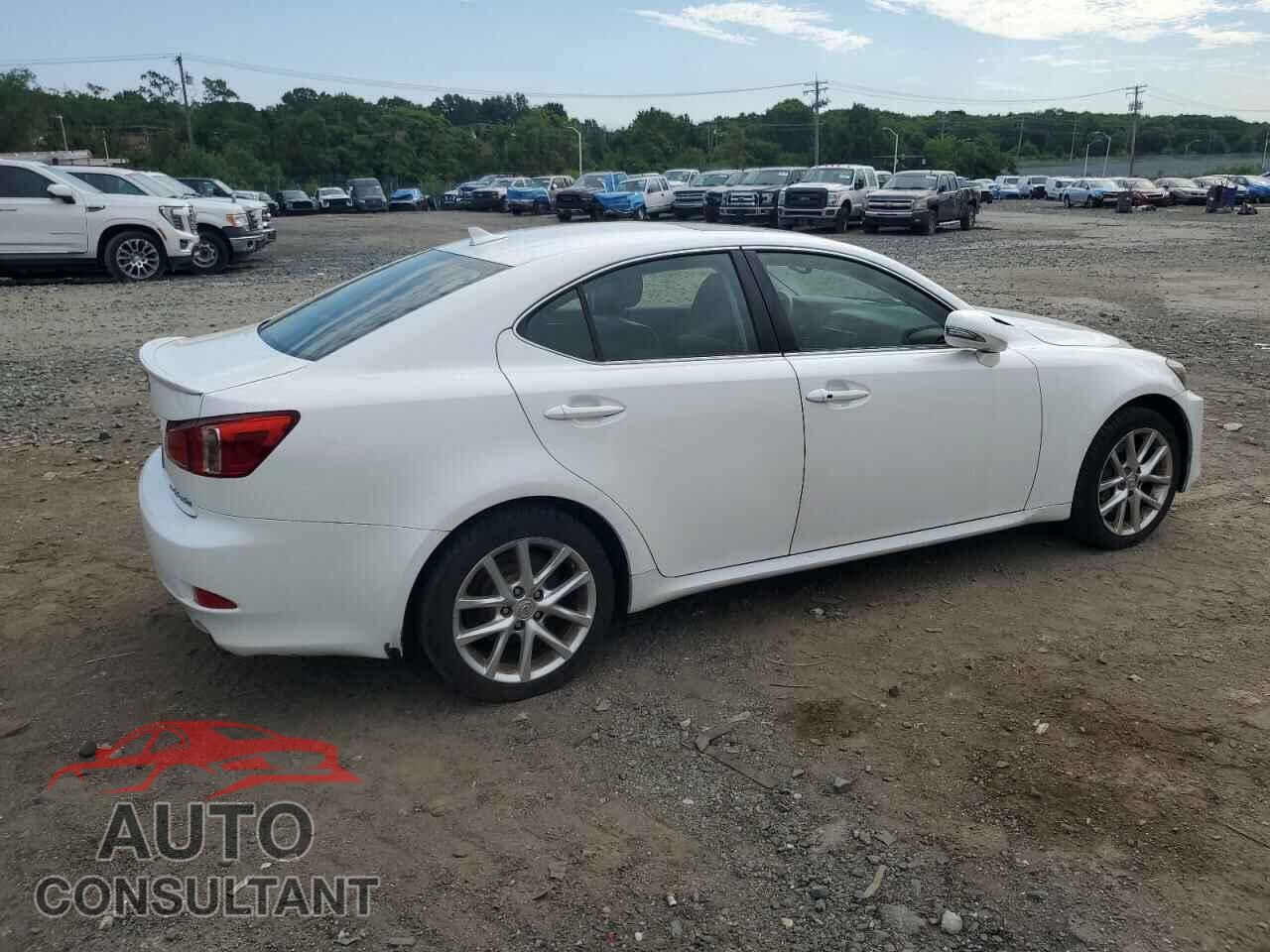 LEXUS IS 2012 - JTHCE5C20C5002247