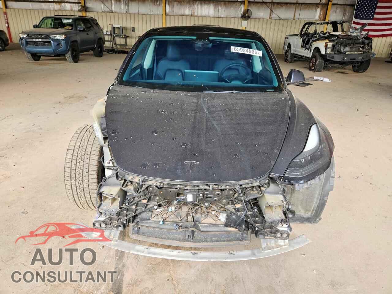 TESLA MODEL 3 2022 - 5YJ3E1EC8NF113663