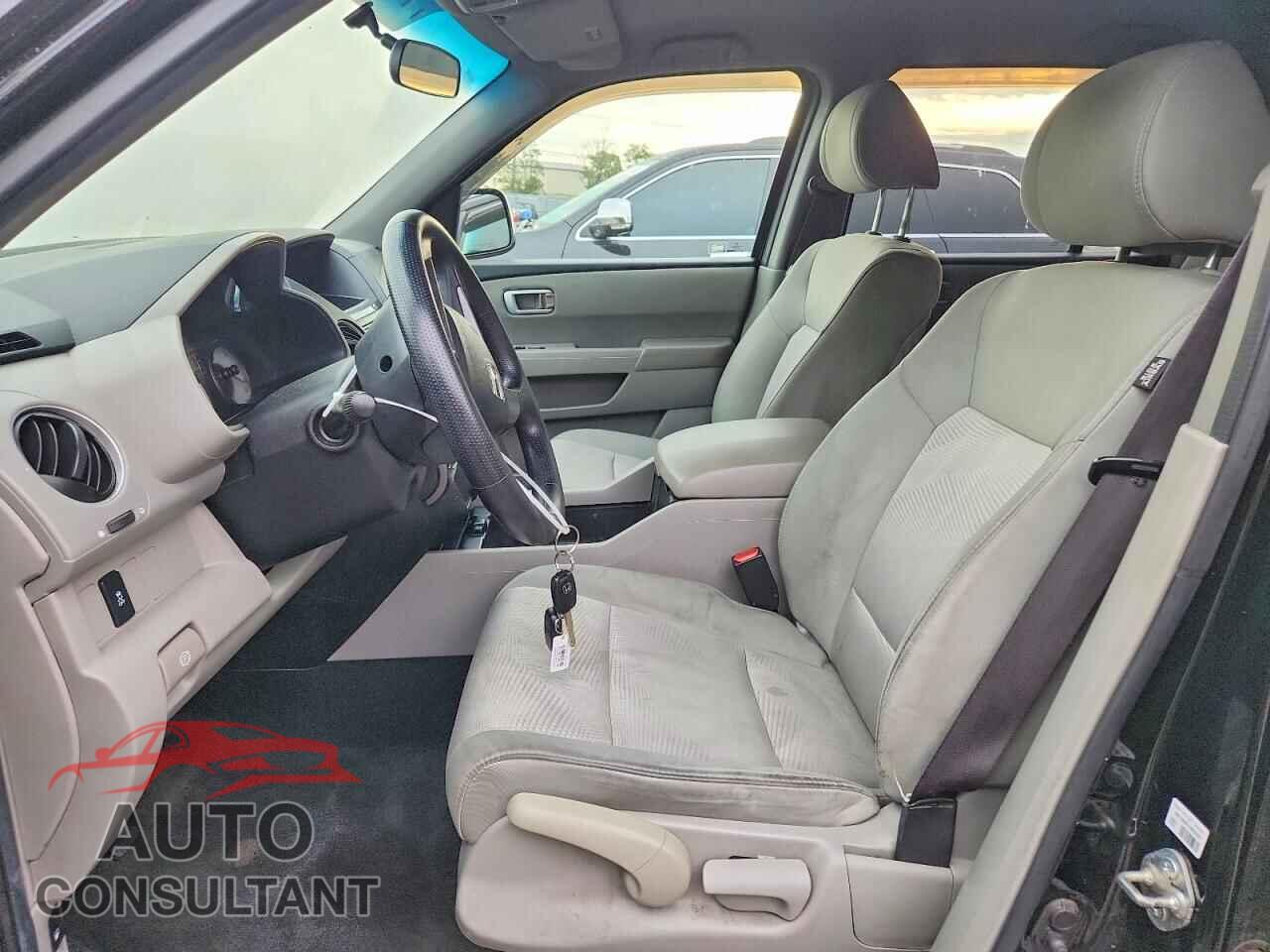 HONDA PILOT 2012 - 5FNYF4H21CB032900