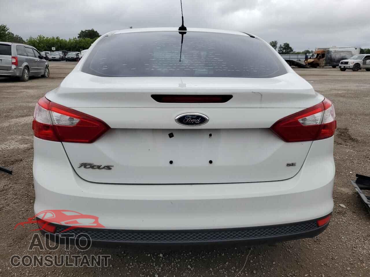 FORD FOCUS 2012 - 1FAHP3F22CL133263