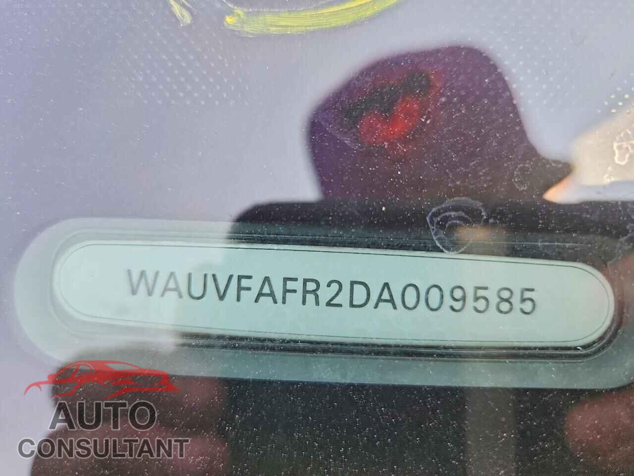 AUDI A5 2013 - WAUVFAFR2DA009585