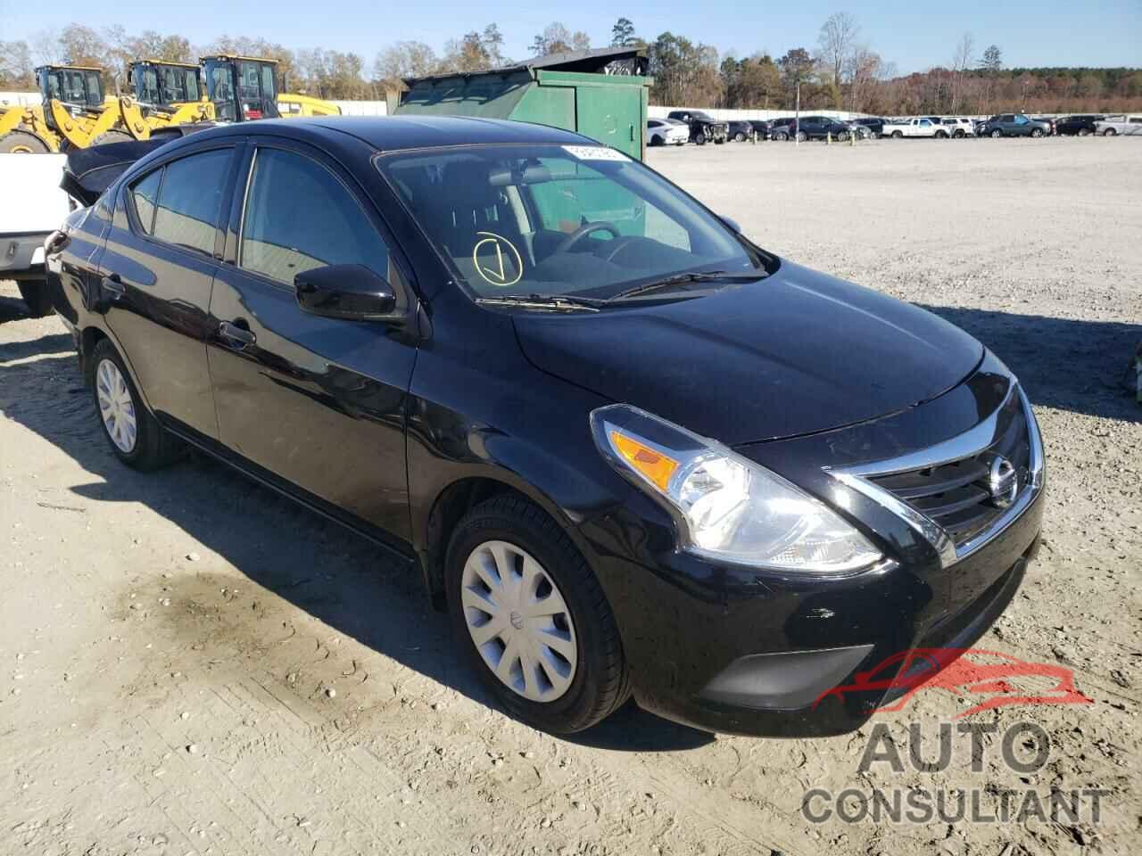 NISSAN VERSA 2018 - 3N1CN7AP3JL806134