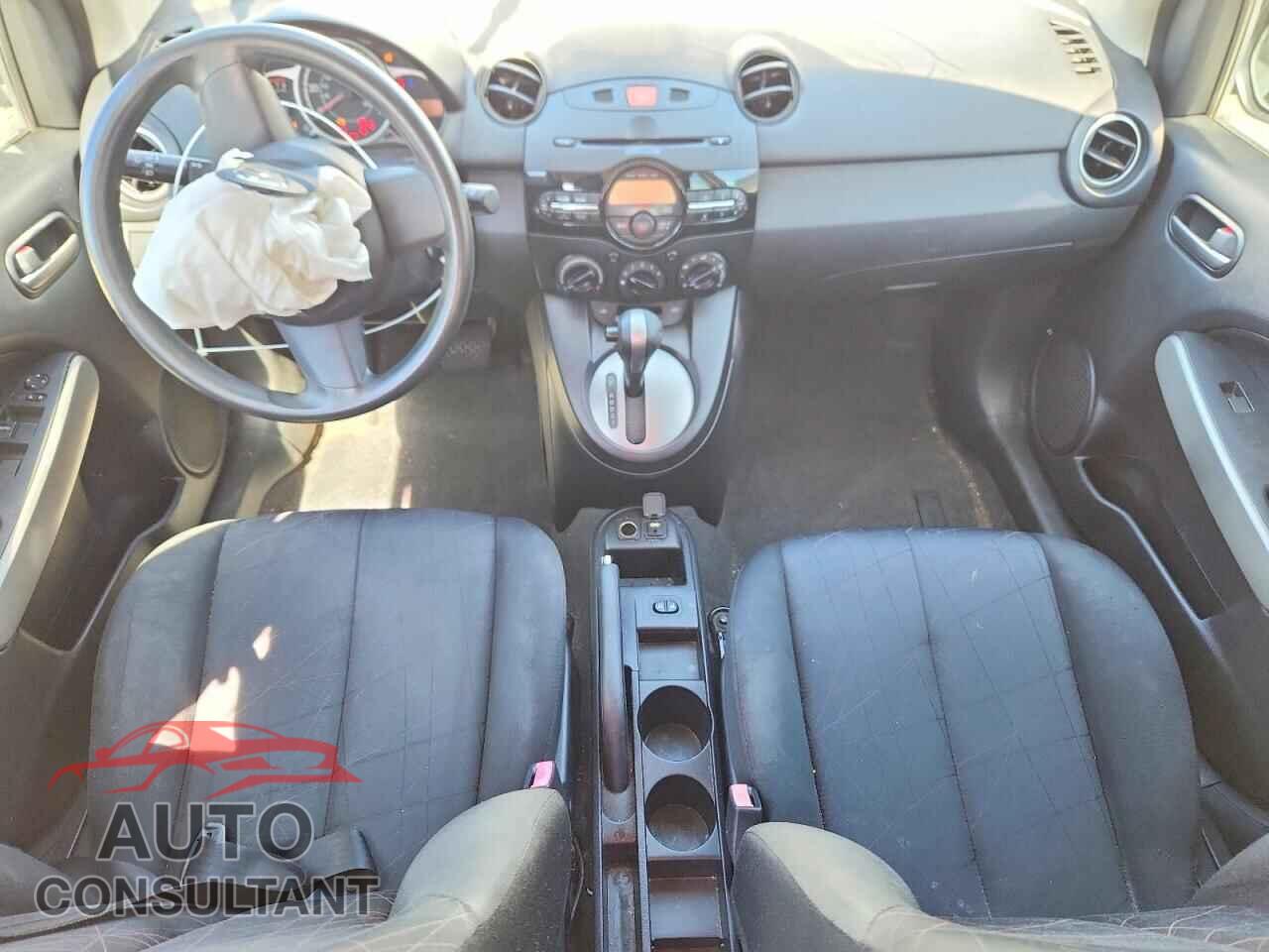 MAZDA 2 2013 - JM1DE1KY2D0156056