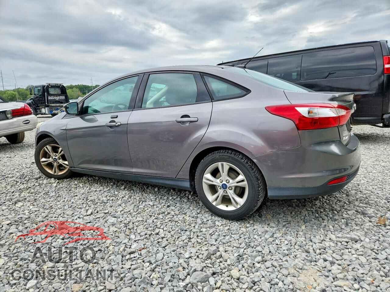 FORD FOCUS 2014 - 1FADP3F22EL178575