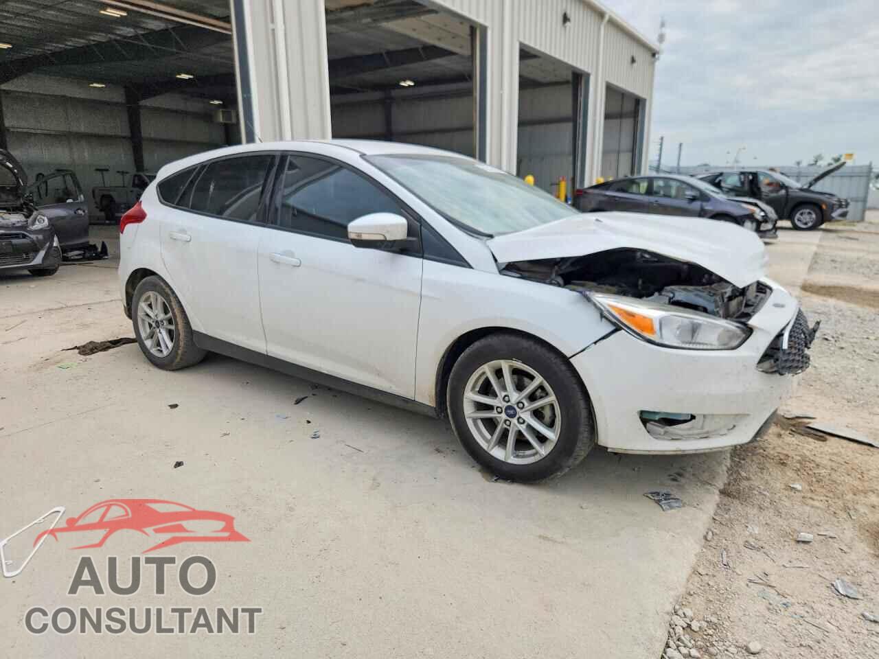 FORD FOCUS 2017 - 1FADP3K2XHL214622