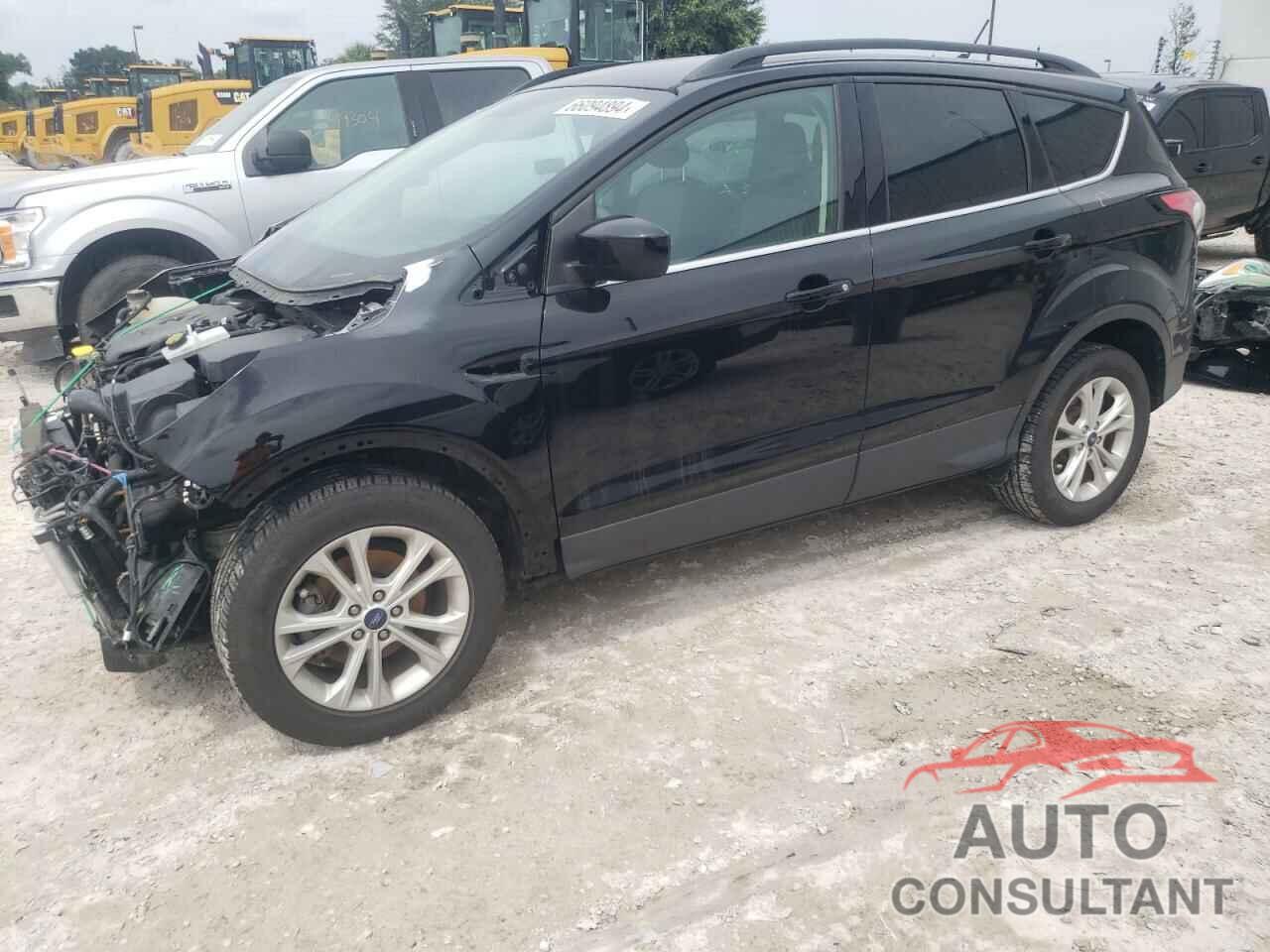 FORD ESCAPE 2018 - 1FMCU0GD7JUA94488