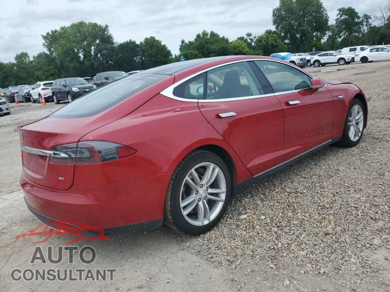 TESLA MODEL S 2015 - 5YJSA1H10FF080175