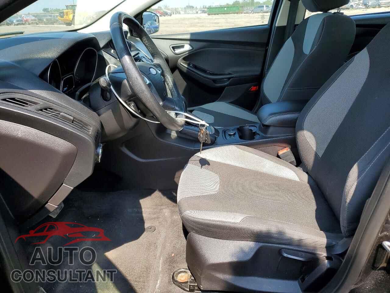 FORD FOCUS 2014 - 1FADP3F26EL347027