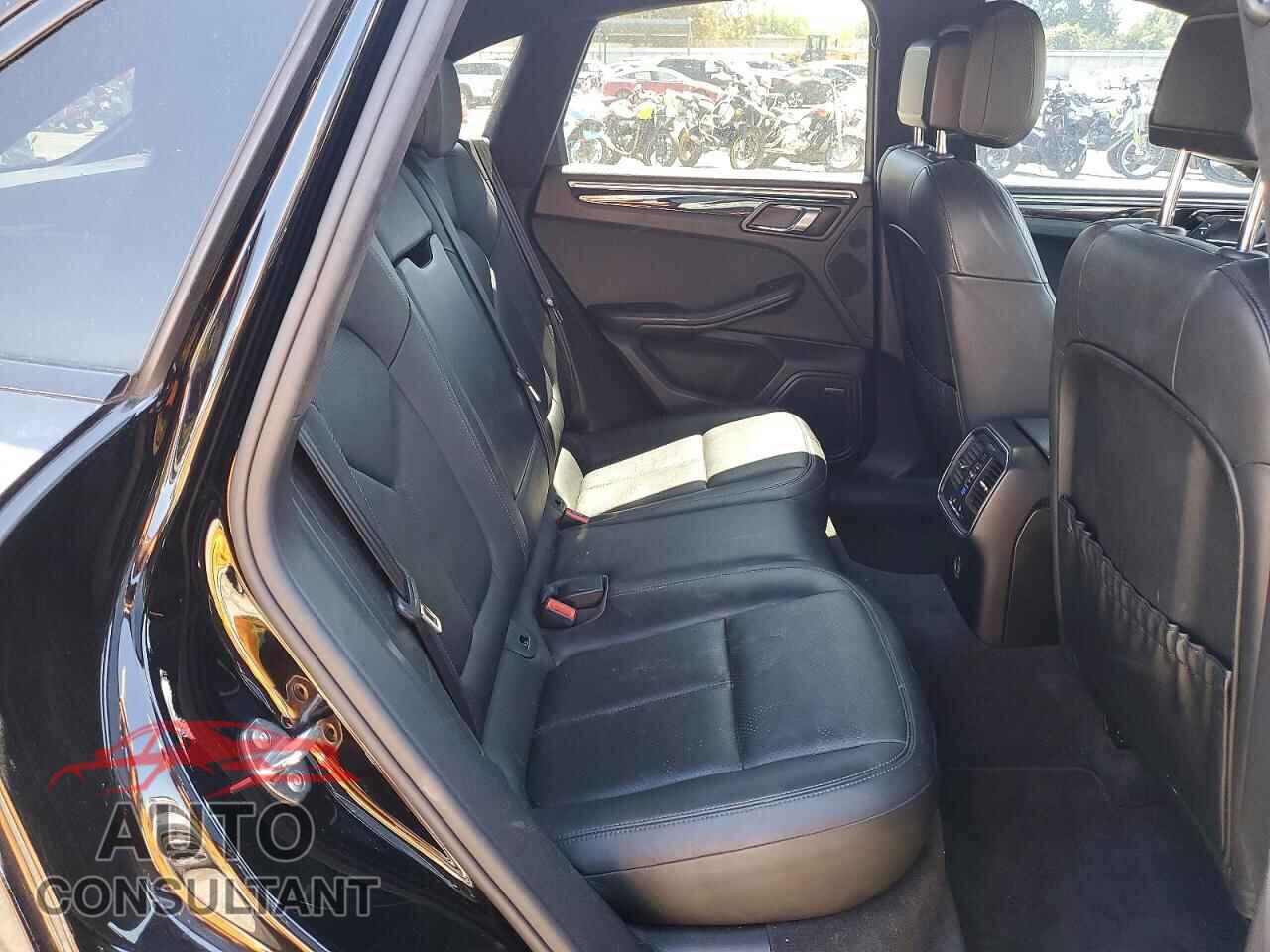 PORSCHE MACAN 2017 - WP1AA2A51HLB01256