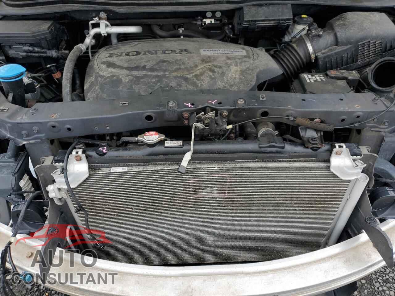 HONDA PILOT 2017 - 5FNYF6H99HB021613
