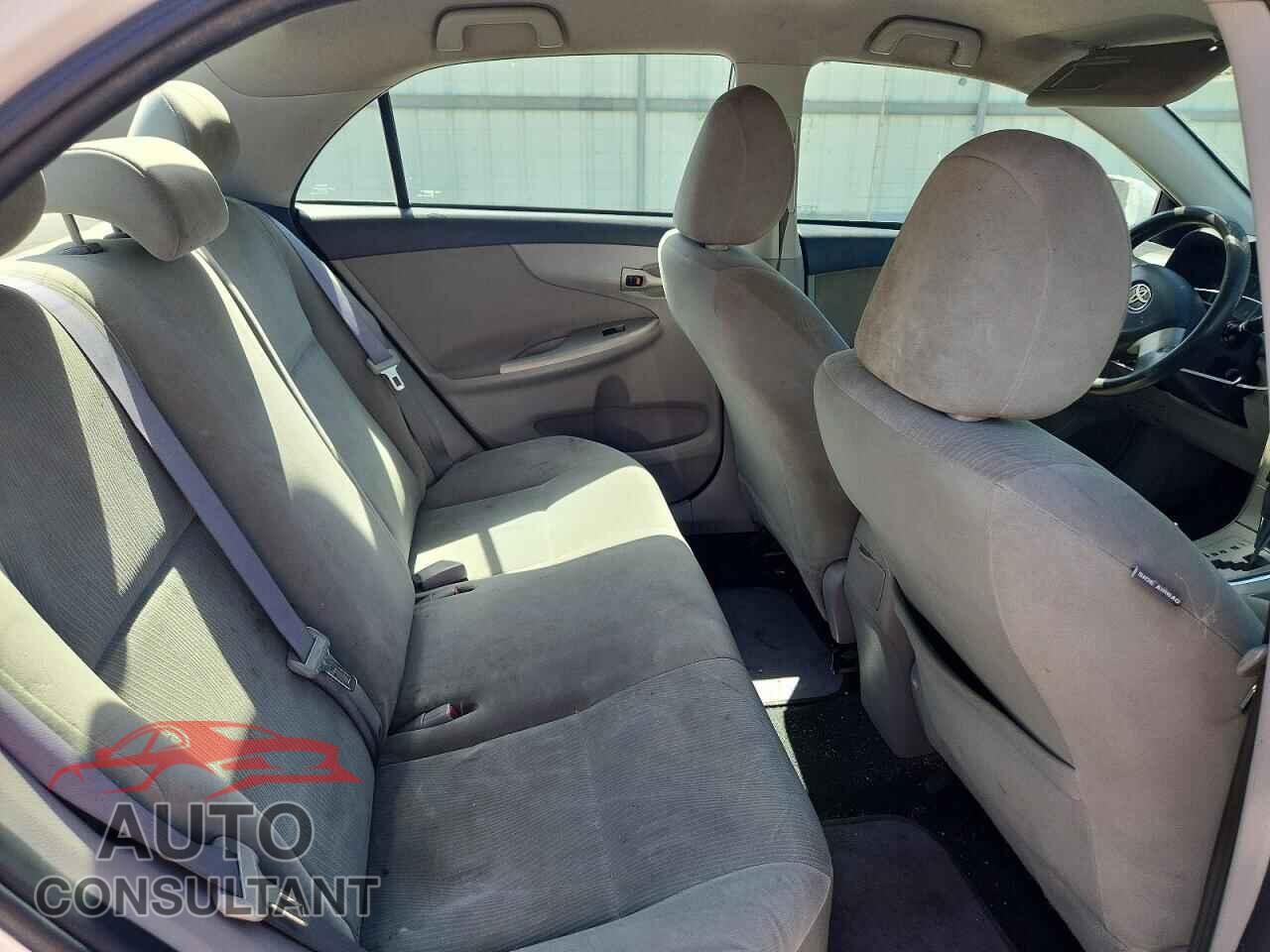 TOYOTA COROLLA 2011 - 2T1BU4EEXBC588877