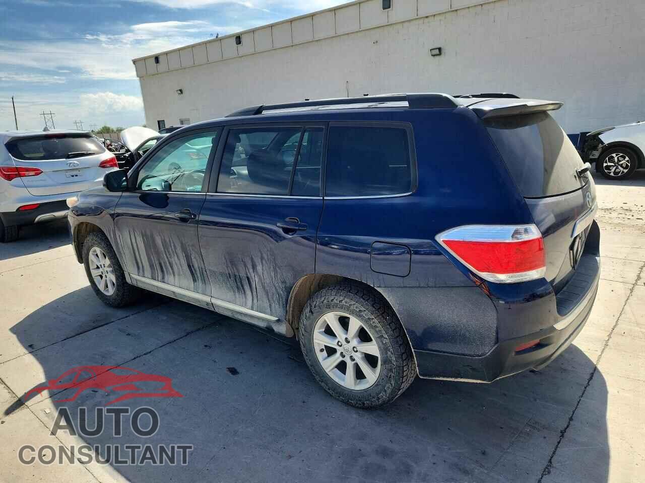 TOYOTA HIGHLANDER 2013 - 5TDBK3EH1DS272885