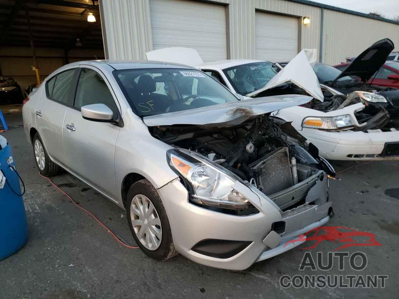 NISSAN VERSA 2018 - 3N1CN7AP2JL850013