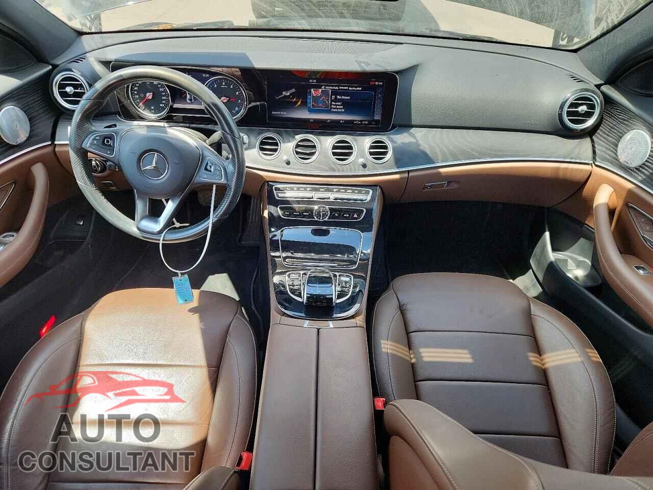 MERCEDES-BENZ E-CLASS 2017 - WDDZF4JB4HA240564