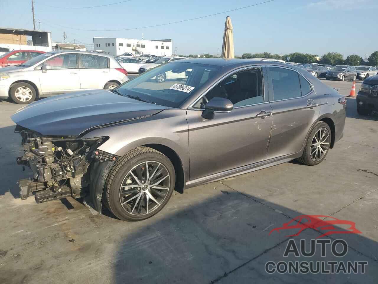 TOYOTA CAMRY 2022 - 4T1G11AK2NU633094