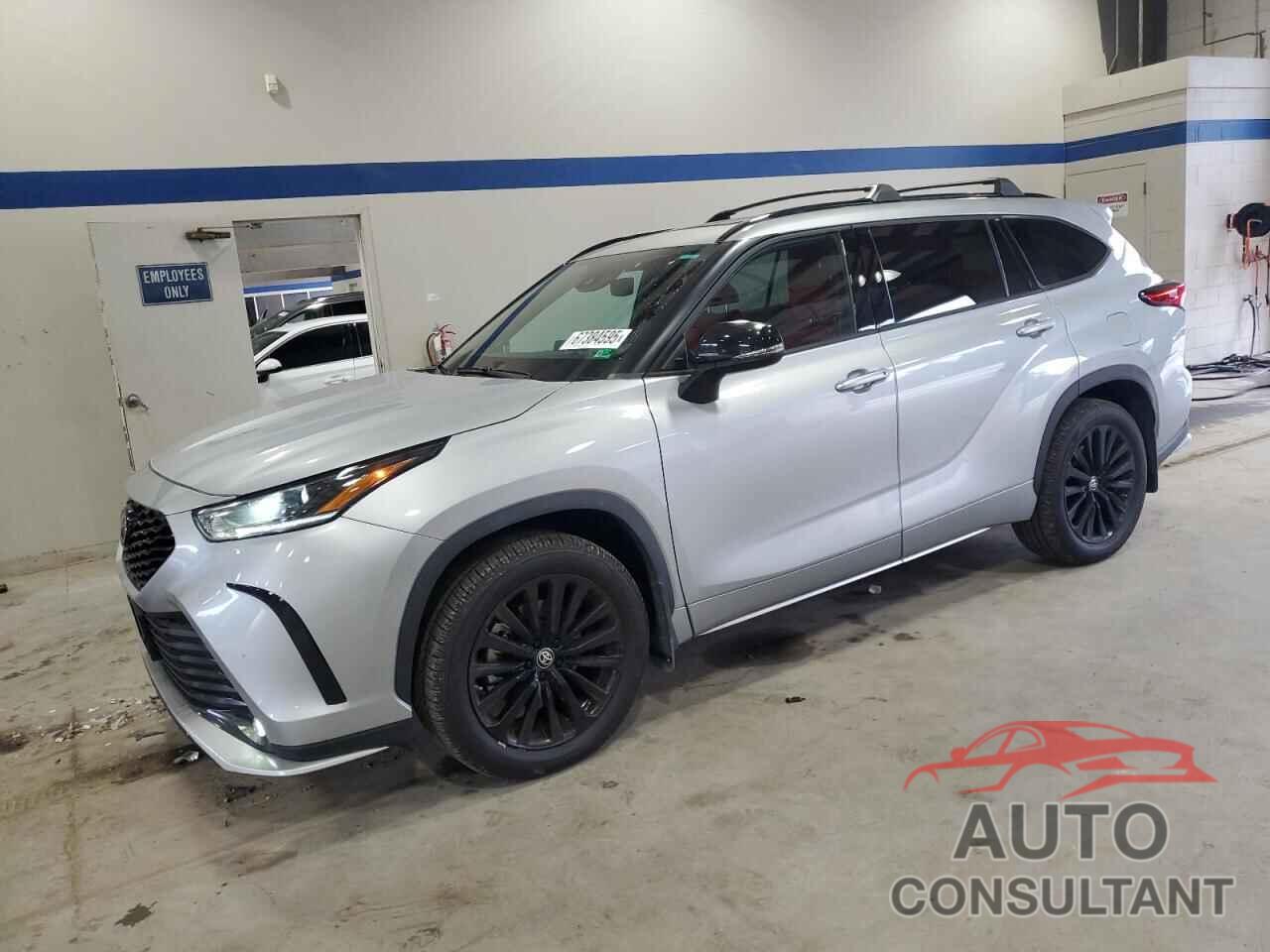 TOYOTA HIGHLANDER 2023 - 5TDKDRBH6PS028932
