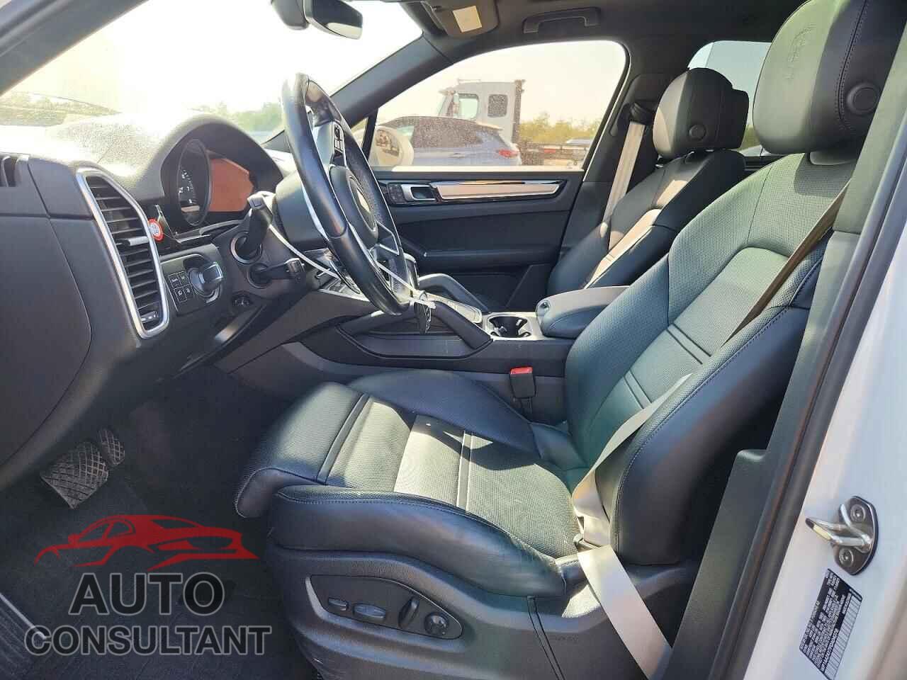 PORSCHE CAYENNE 2023 - WP1AA2AY7PDA04078