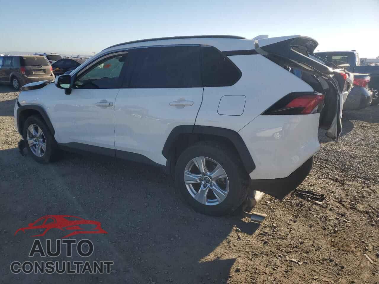 TOYOTA RAV4 2019 - JTMP1RFV8KD020446