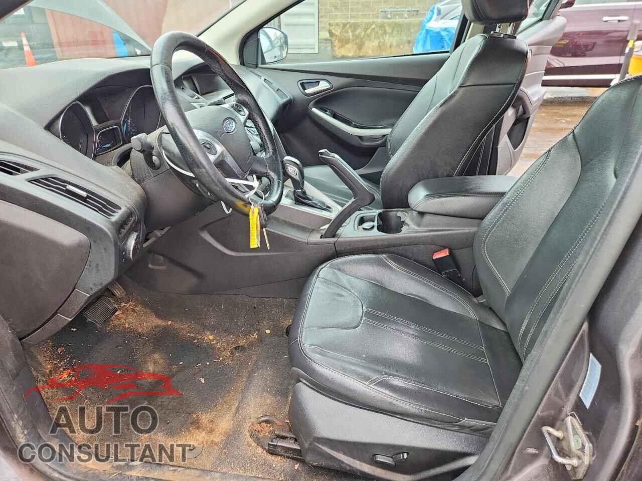 FORD FOCUS 2013 - 1FADP3K21DL292054