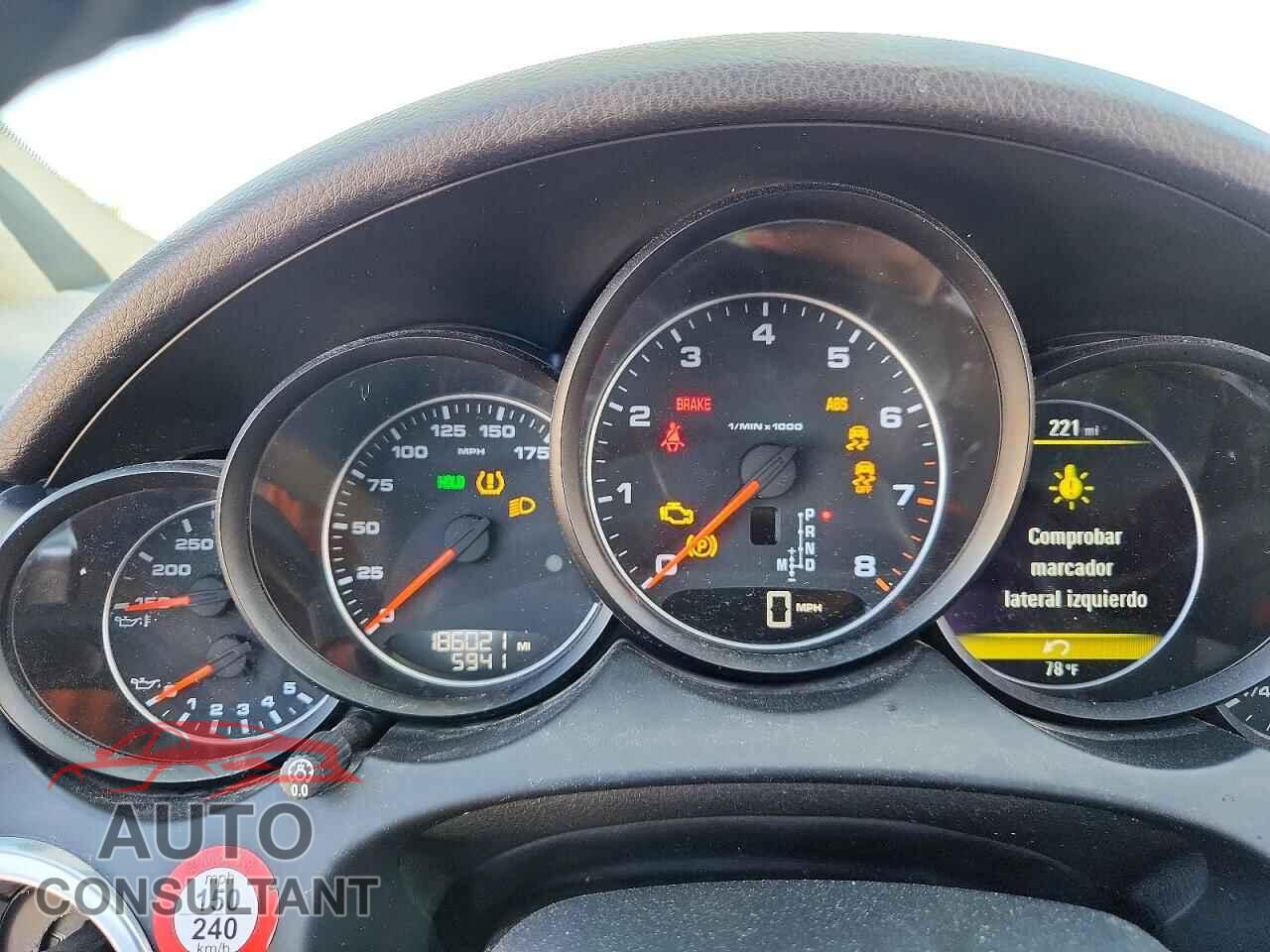 PORSCHE CAYENNE 2012 - WP1AA2A20CLA00479